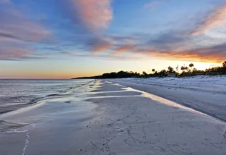 White sandy beach near Tallahassee at sunset